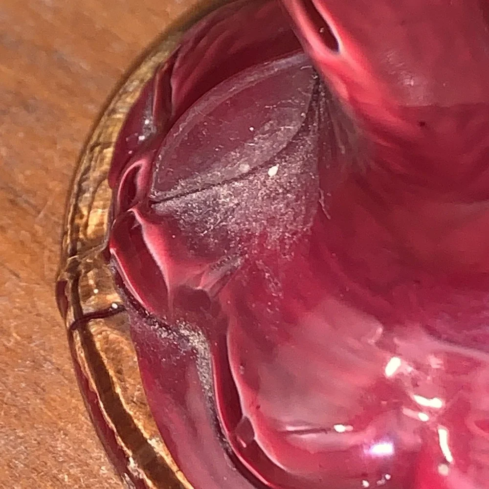 VTG Hand Holding Vase Red Glass Taiwan Republic Of China 8.75